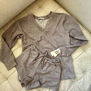 NWT Flora Ladies Gray Brush Knit 2 piece Lounge PJ Set by Flora Nikrooz